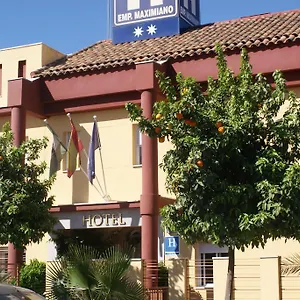 2* Hotel Maximiano Herculeo